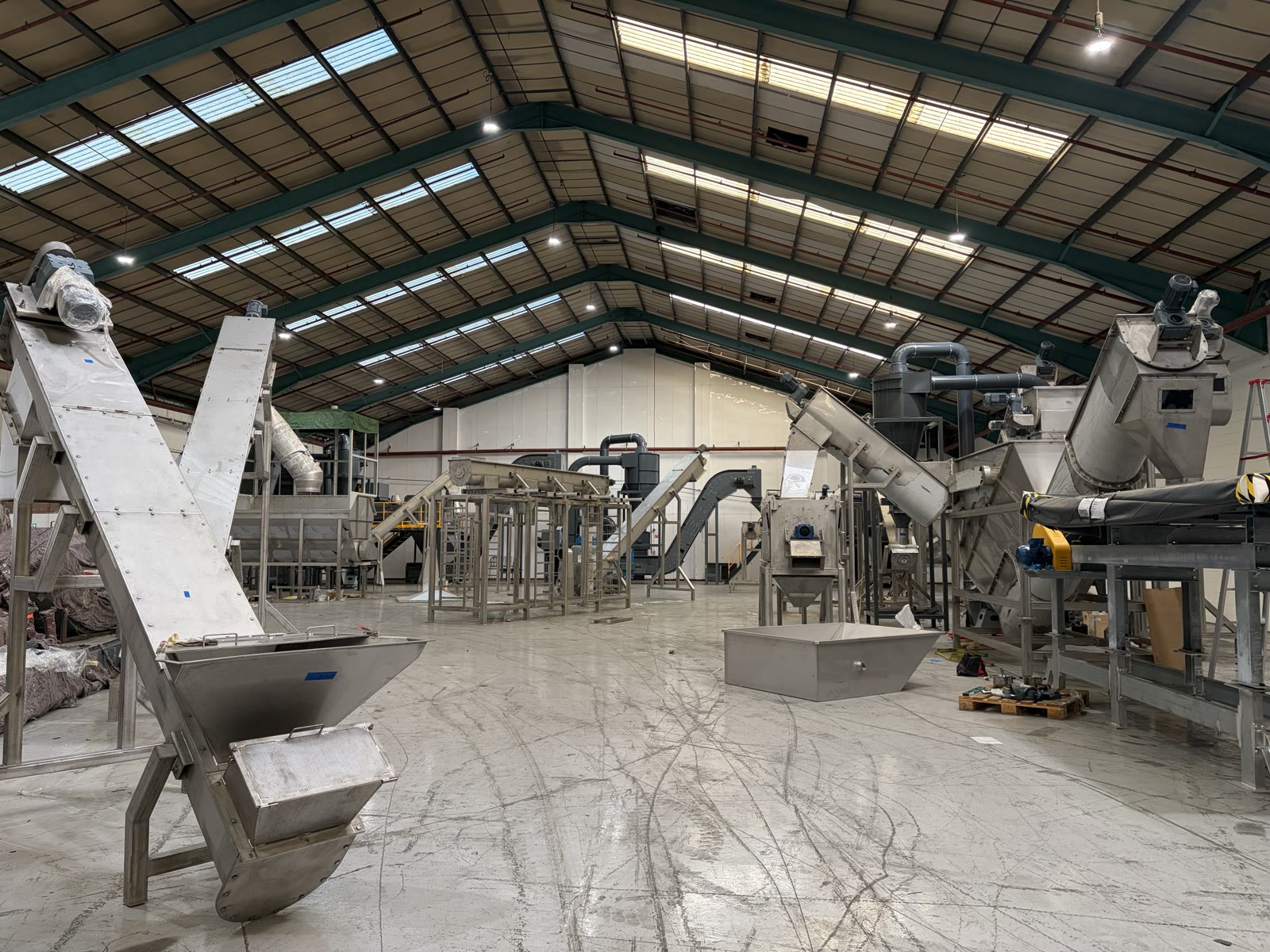 Recycling line installation under way at the Oxford (Chalgrove) facility